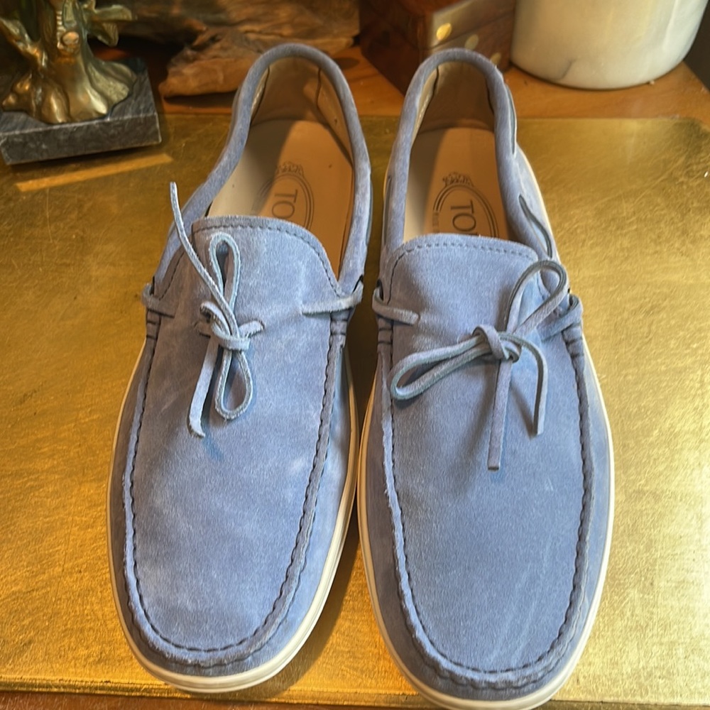Tod’s Mocassini Laccetto Boat Shoe Loafers in Blue Suede
